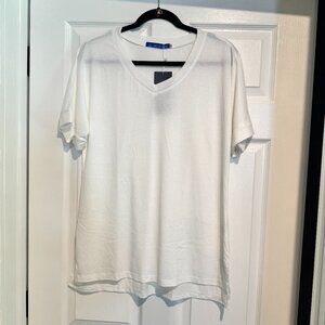 IRISGOD Women's White V-Neck T-shirt Size Medium